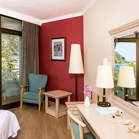 Hotel Aqua 5*