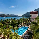 Aqua Hotel 5*