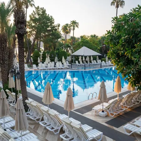 Otel Aqua 5*
